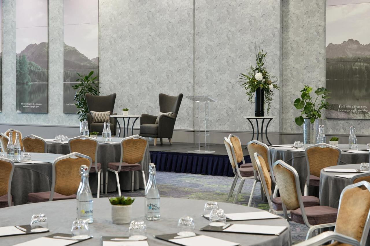 Crowne Plaza Dublin Blanchardstown By Ihg Hotel Bagian luar foto