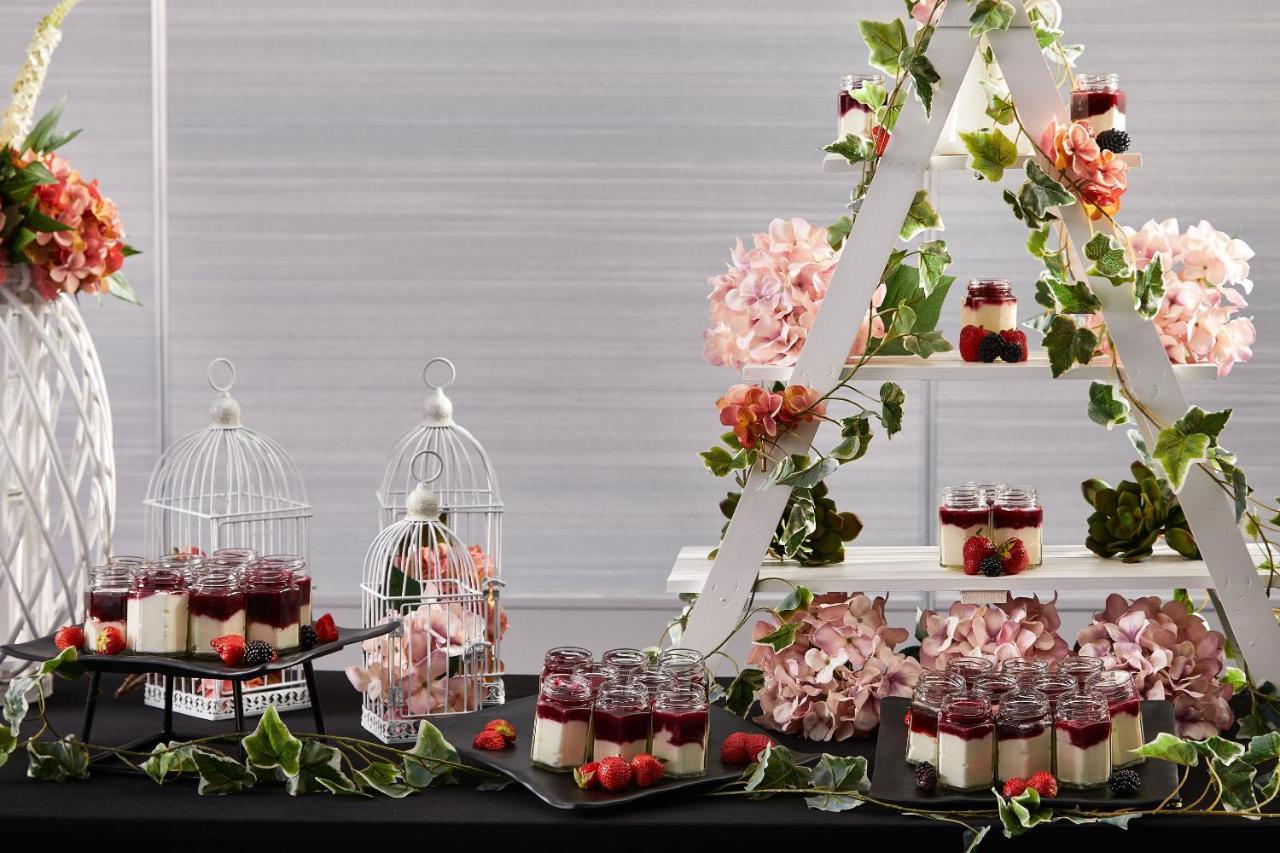 Crowne Plaza Dublin Blanchardstown By Ihg Hotel Bagian luar foto