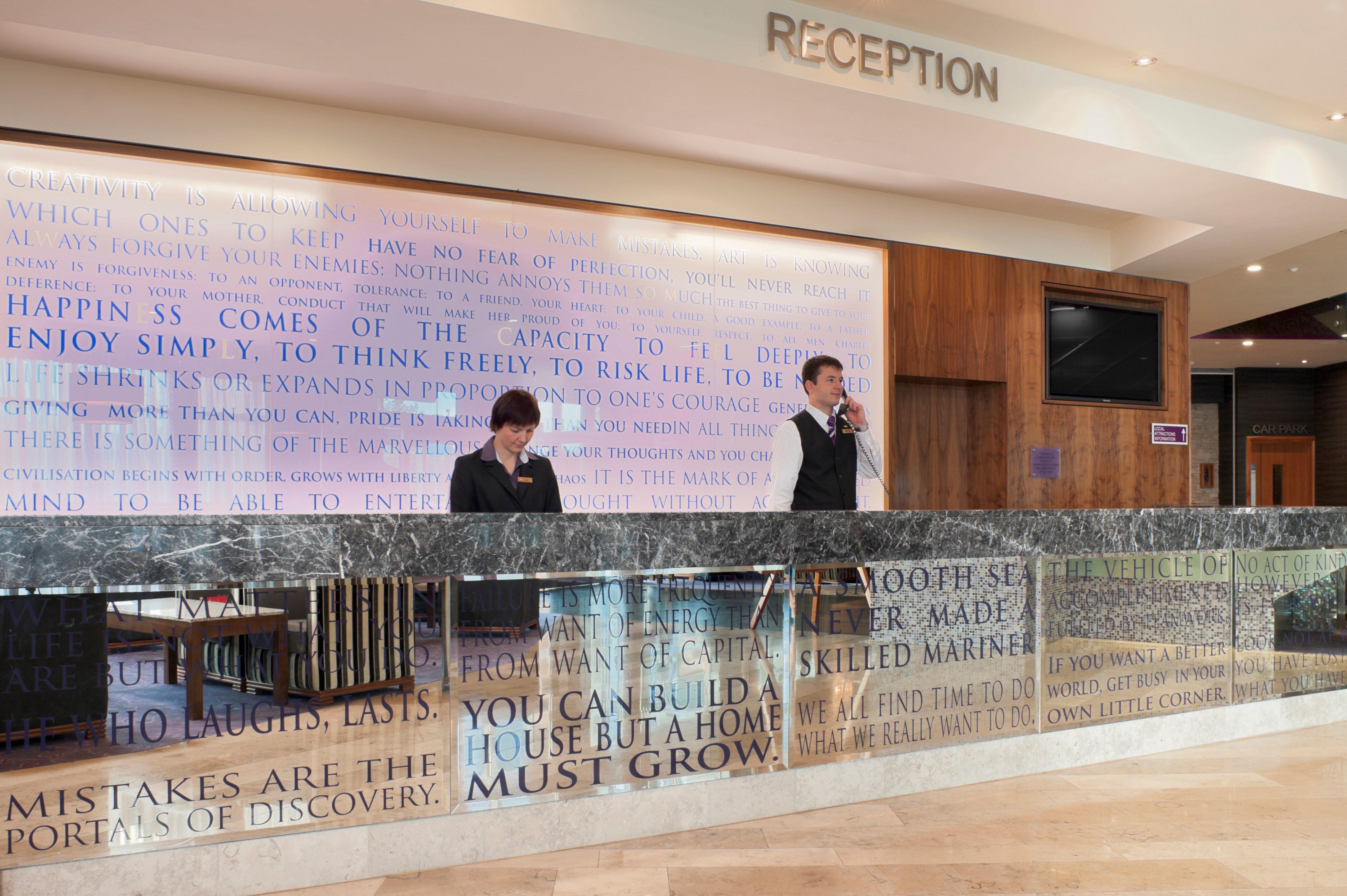 Crowne Plaza Dublin Blanchardstown By Ihg Hotel Bagian luar foto
