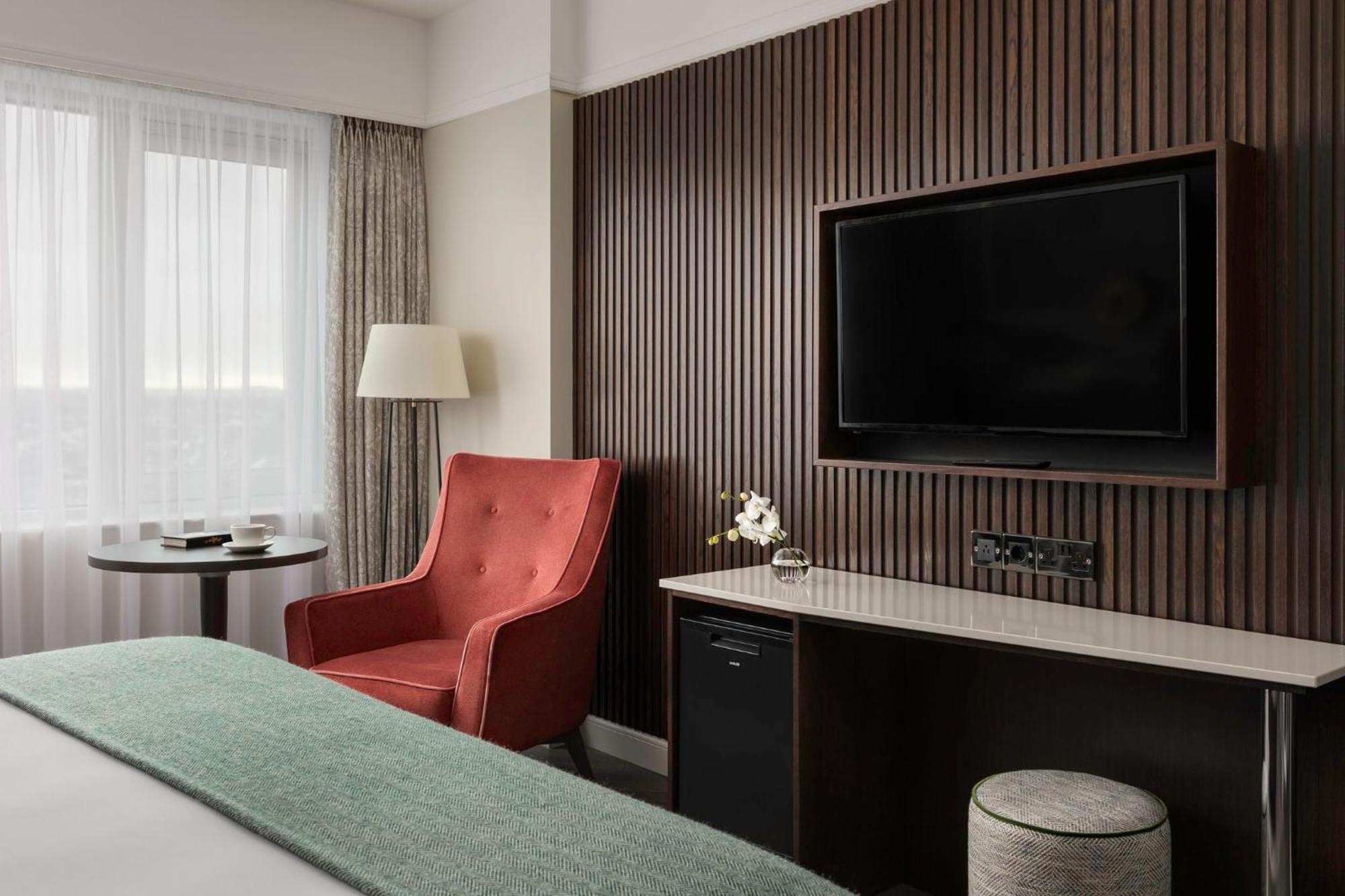 Crowne Plaza Dublin Blanchardstown By Ihg Hotel Bagian luar foto