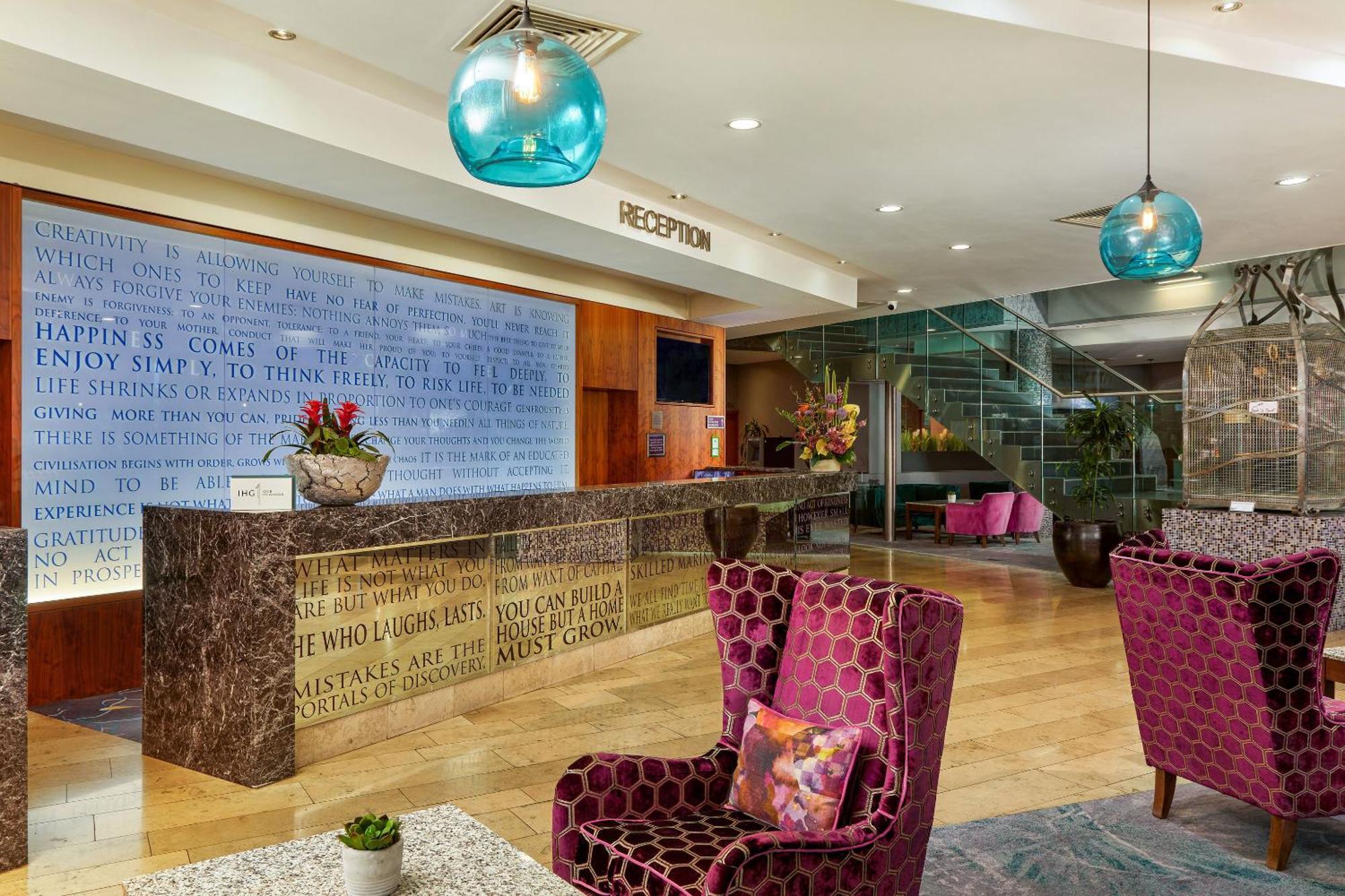 Crowne Plaza Dublin Blanchardstown By Ihg Hotel Bagian luar foto